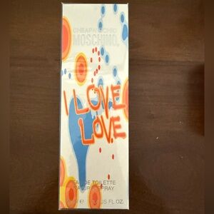 NWT! Moschino I Love Love 100 ml bottle EDT